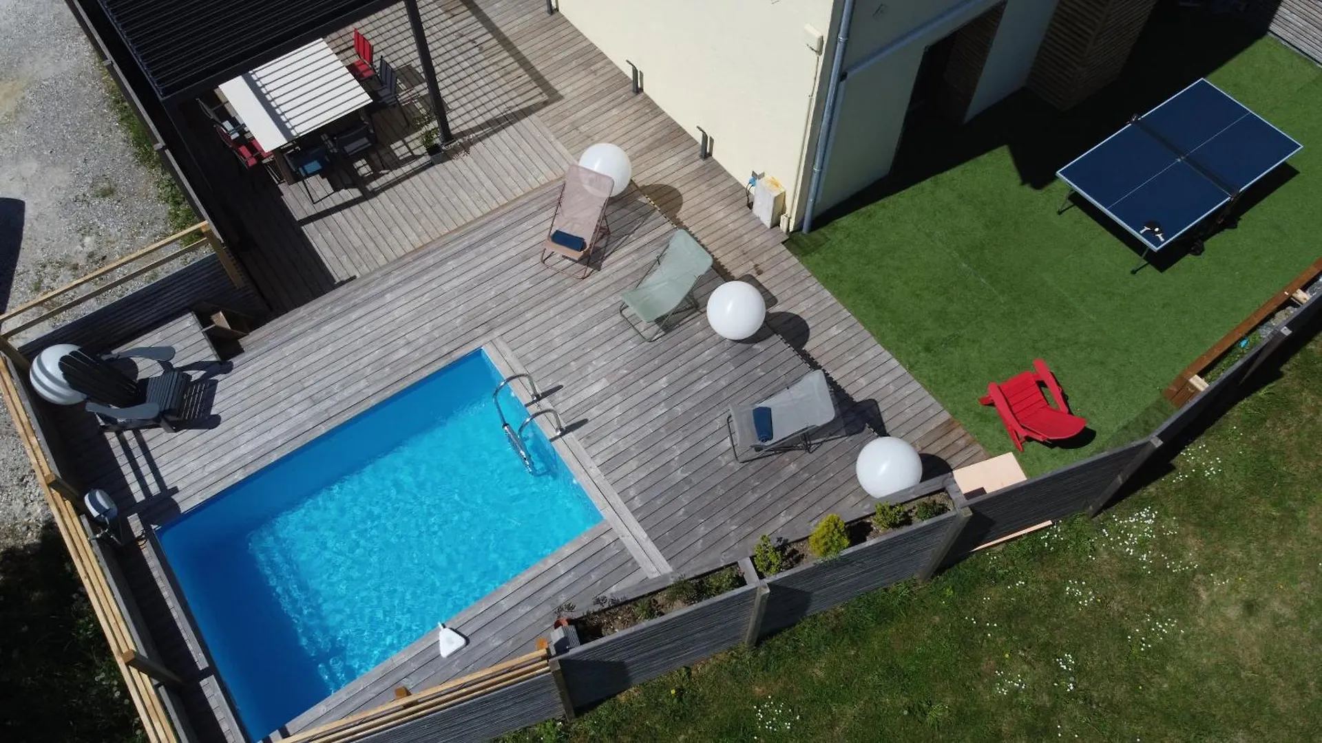 Appartement Avec Piscine Privee A Annecy