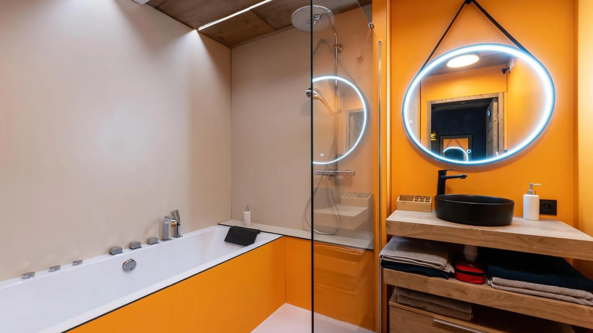 Appartement Avec Piscine & Terrasse Vue Montagne Annecy